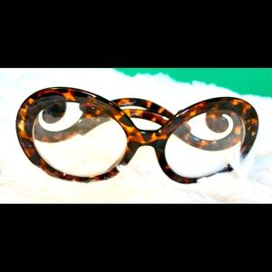 Fashion with a Twist